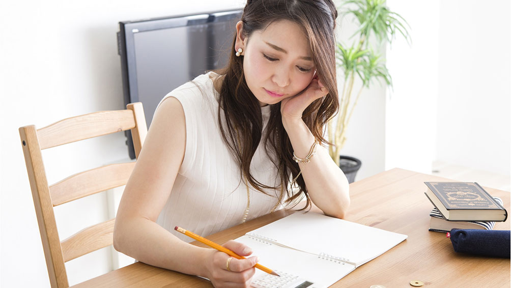 「財布は一緒で妻が管理派」が多数