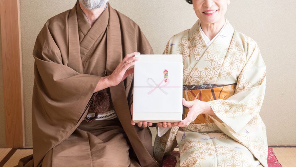 感謝の気持ちを伝えるために、贈り方も工夫しよう!