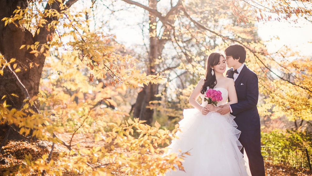 お洒落な小物やオリジナルのグッズで、結婚式の前撮りをお洒落に楽しむ!