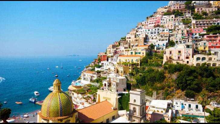 イタリア