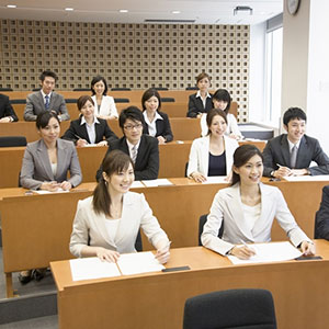 4.施設見学会に参加