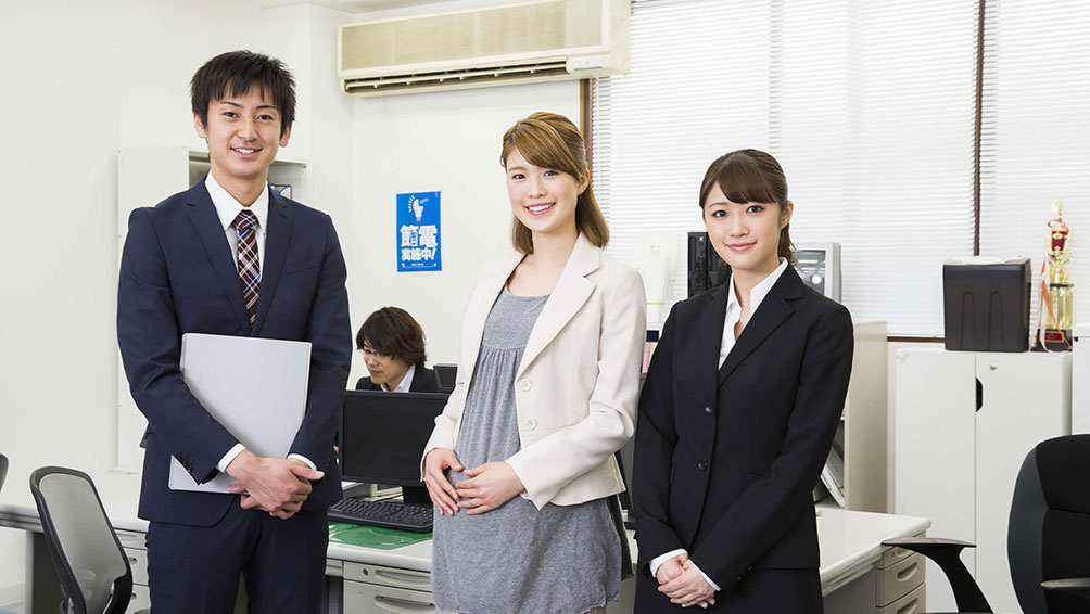 産休に入るまでもお世話になった社内の方々への挨拶もしっかりとしよう!