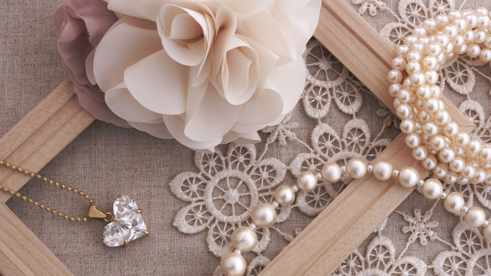 プレゼントのアクセサリーはどこで購入する？