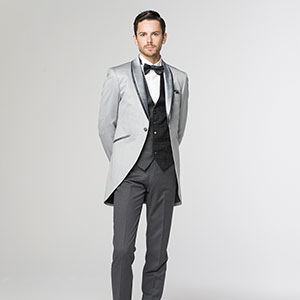 豊富な色から選べるモーニングコート