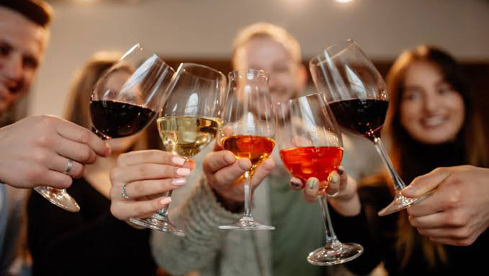 素敵な景品を用意して最高の二次会に！