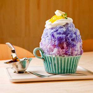 奈良市餅飯殿町の「kakigori ほうせき箱」