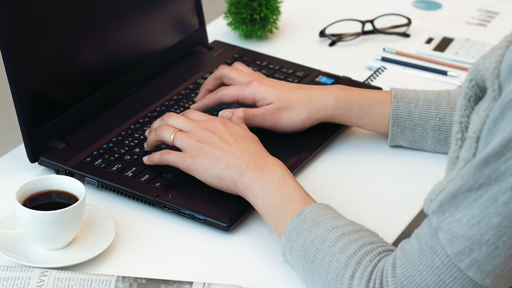 エコノミークラス症候群はどんな症状が出る?