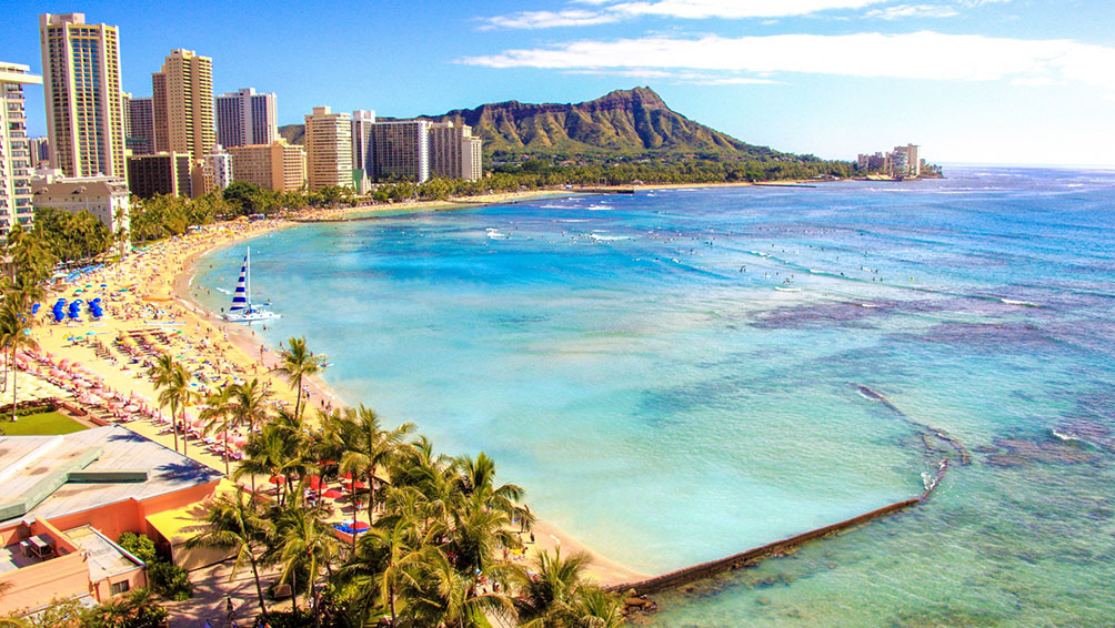 今も昔も人気の「ハワイ」!