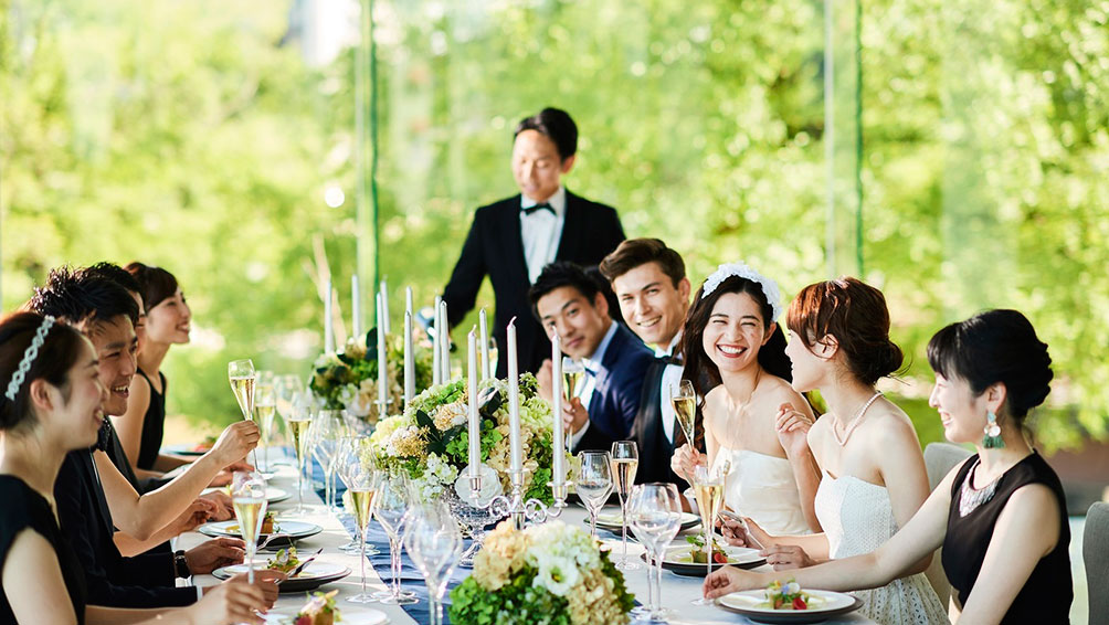 “家族だけの結婚式”メリットやデメリットは?