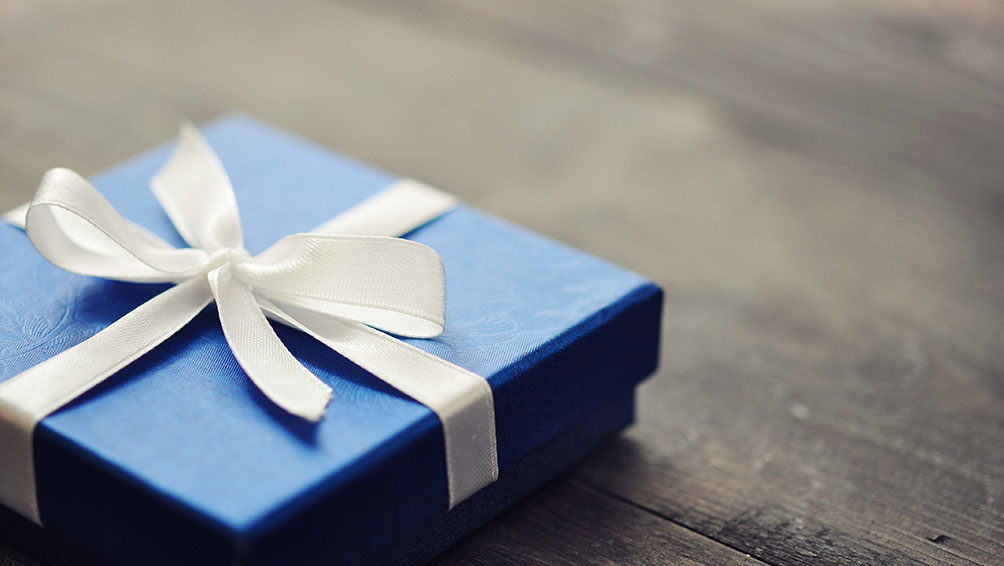 オーダーメイドの腕時計はプレゼントにピッタリ!