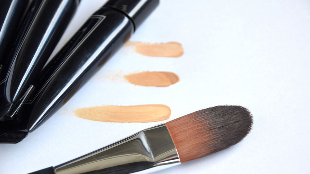 ファンデーションの色を正しく選ぶにはどうすればいい?